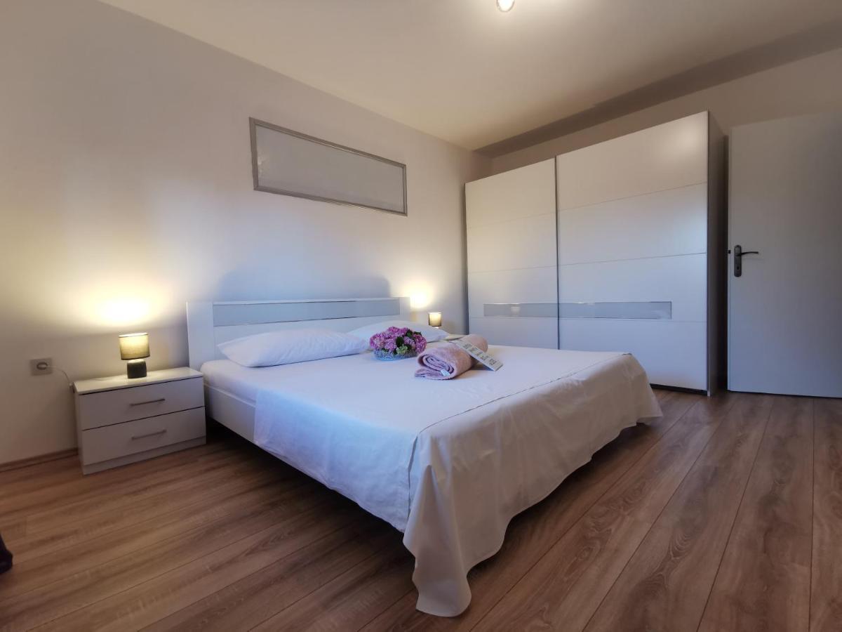 Apartment Leona Spalato Esterno foto
